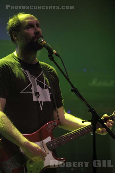 BUILT TO SPILL - 2010-05-23 - PARIS - La Machine (du Moulin Rouge) - 